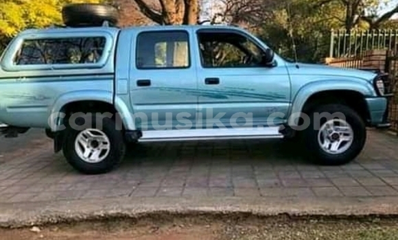 Buy Used Toyota Hilux Green Car in Beitbridge in Matabeleland South Buy Used Toyota Hilux Green Car in Beitbridge in Matabeleland South