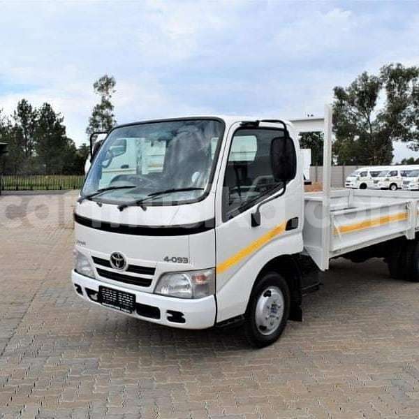 Big with watermark toyota dyna matabeleland south beitbridge 27658