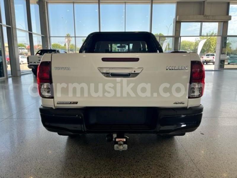 Big with watermark toyota hilux matabeleland south beitbridge 27662