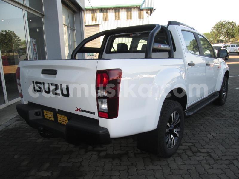 Big with watermark isuzu d max matabeleland south beitbridge 27671