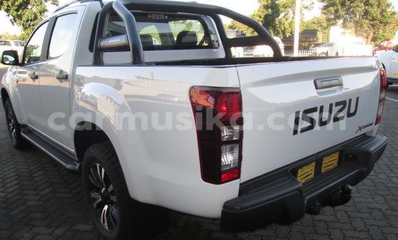 Acheter Occasion Voiture Isuzu D–MAX Blanc à Beitbridge, Matabeleland South Acheter Occasion Voiture Isuzu D–MAX Blanc à Beitbridge, Matabeleland South