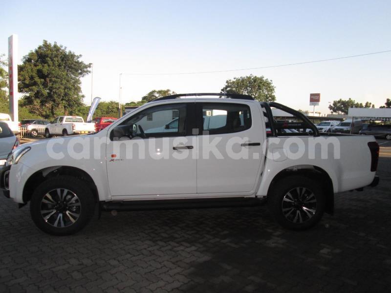 Big with watermark isuzu d max matabeleland south beitbridge 27671