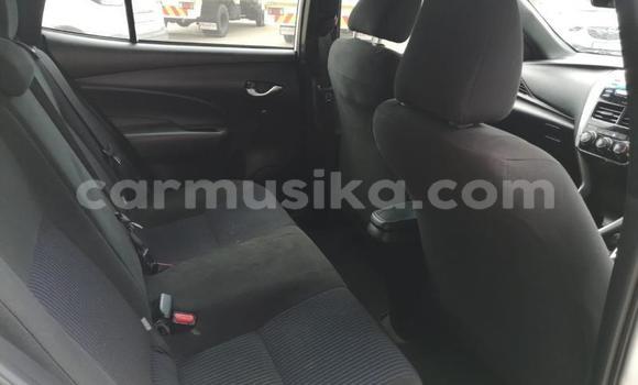 Buy Used Toyota Yaris White Car in Beitbridge in Matabeleland South Buy Used Toyota Yaris White Car in Beitbridge in Matabeleland South