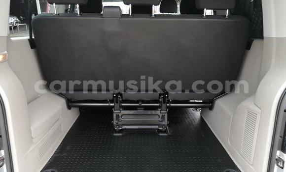 Nunua Ilio tumika Volkswagen Caravelle Fedha Gari ndani ya Beitbridge nchini Matabeleland Kusini Nunua Ilio tumika Volkswagen Caravelle Fedha Gari ndani ya Beitbridge nchini Matabeleland Kusini