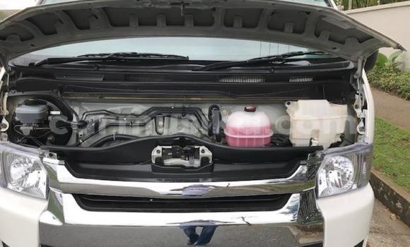 Acheter Occasion Voiture Toyota Hiace Blanc à Beitbridge, Matabeleland South Acheter Occasion Voiture Toyota Hiace Blanc à Beitbridge, Matabeleland South