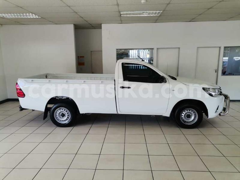 Big with watermark toyota hilux matabeleland south beitbridge 27676