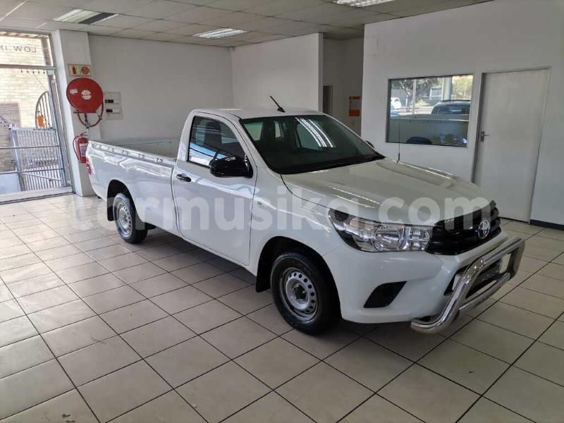 Big with watermark toyota hilux matabeleland south beitbridge 27676