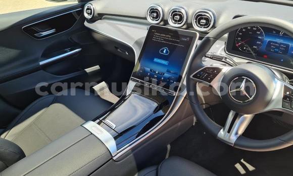 Nunua Ilio tumika Mercedes‒Benz C–Class Nyeupe Gari ndani ya Beitbridge nchini Matabeleland Kusini Nunua Ilio tumika Mercedes‒Benz C–Class Nyeupe Gari ndani ya Beitbridge nchini Matabeleland Kusini