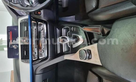 Tenga Tsaru BMW New Class Tsvuku Mota in Beitbridge in Matabeleland South Tenga Tsaru BMW New Class Tsvuku Mota in Beitbridge in Matabeleland South