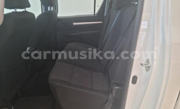 Acheter Occasion Voiture Toyota Hiace Blanc à Beitbridge, Matabeleland South Acheter Occasion Voiture Toyota Hiace Blanc à Beitbridge, Matabeleland South