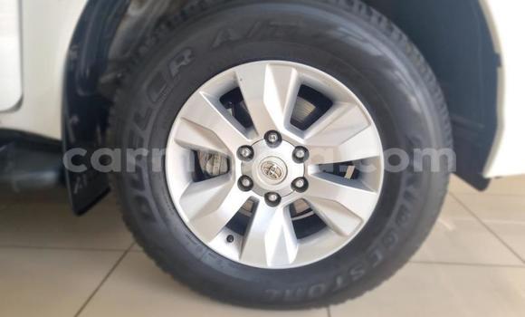 Acheter Occasion Voiture Toyota Hiace Blanc à Beitbridge, Matabeleland South Acheter Occasion Voiture Toyota Hiace Blanc à Beitbridge, Matabeleland South