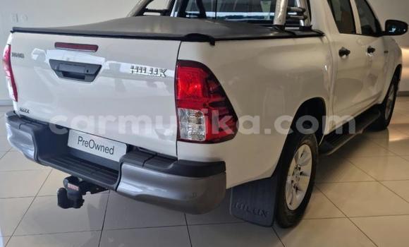 Acheter Occasion Voiture Toyota Hiace Blanc à Beitbridge, Matabeleland South Acheter Occasion Voiture Toyota Hiace Blanc à Beitbridge, Matabeleland South