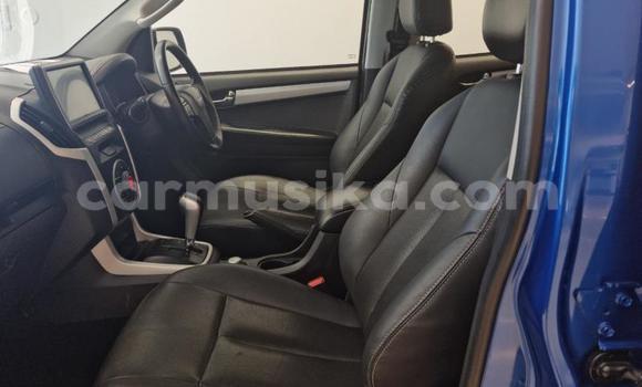 Tenga Tsaru Isuzu D–MAX Bhuruu Mota in Beitbridge in Matabeleland South Tenga Tsaru Isuzu D–MAX Bhuruu Mota in Beitbridge in Matabeleland South