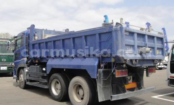 Buy Used DAF LF Blue Truck in Beitbridge in Matabeleland South