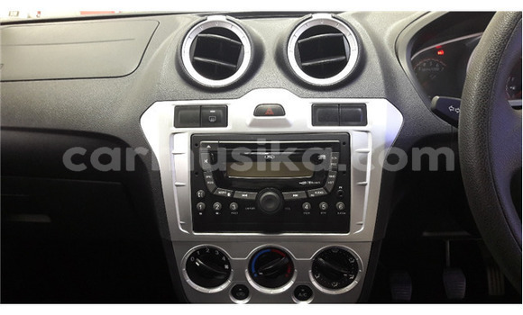 Tenga Tsaru Ford Fiesta Bhuruu Mota in Beitbridge in Matabeleland South Tenga Tsaru Ford Fiesta Bhuruu Mota in Beitbridge in Matabeleland South