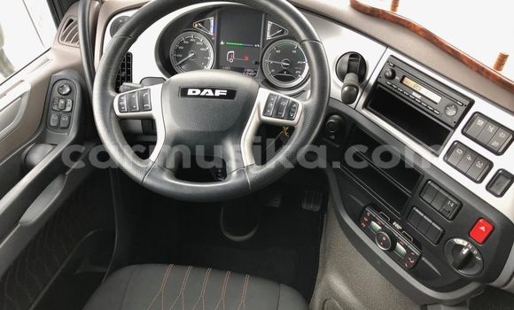 Acheter Occasion Voiture DAF 46 Blanc à Beitbridge, Matabeleland South Acheter Occasion Voiture DAF 46 Blanc à Beitbridge, Matabeleland South