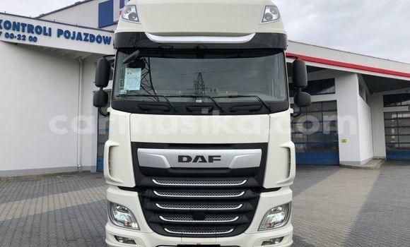 Acheter Occasion Voiture DAF 46 Blanc à Beitbridge, Matabeleland South Acheter Occasion Voiture DAF 46 Blanc à Beitbridge, Matabeleland South