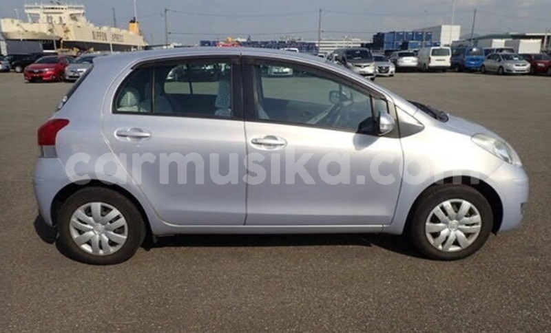 Big with watermark toyota vitz matabeleland south beitbridge 27724