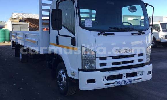 Acheter Occasion Utilitaire Isuzu FTR 850 Blanc à Beitbridge, Matabeleland South Acheter Occasion Utilitaire Isuzu FTR 850 Blanc à Beitbridge, Matabeleland South