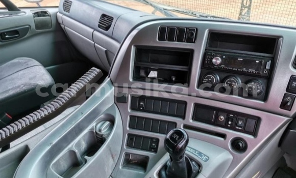 Acheter Occasion Utilitaire Nissan UD Blanc à Beitbridge, Matabeleland South Acheter Occasion Utilitaire Nissan UD Blanc à Beitbridge, Matabeleland South