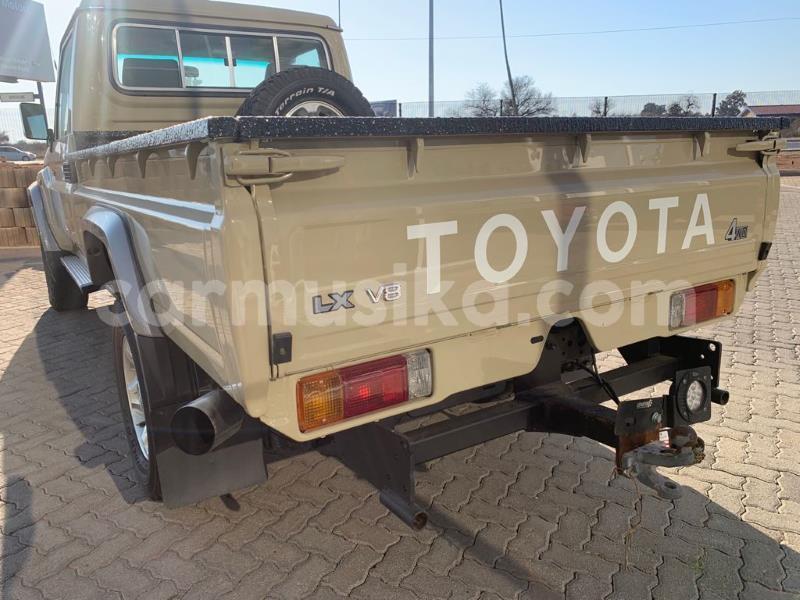 Big with watermark toyota land cruiser matabeleland south beitbridge 27728