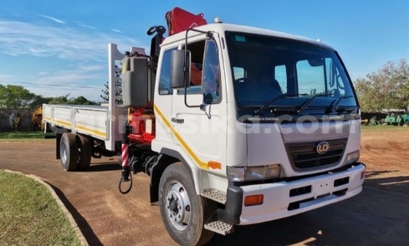 Buy Used Nissan UD White Truck in Beitbridge in Matabeleland South
