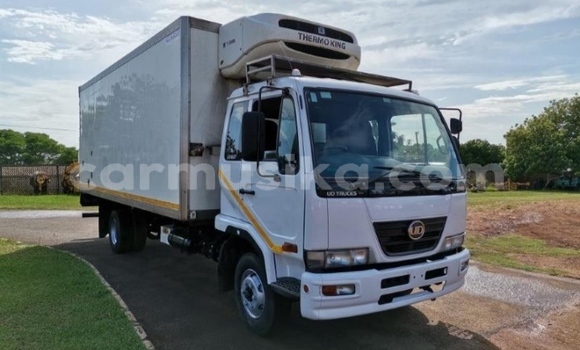 Tenga Tsaru Nissan UD Chena Rori in Beitbridge in Matabeleland South Tenga Tsaru Nissan UD Chena Rori in Beitbridge in Matabeleland South