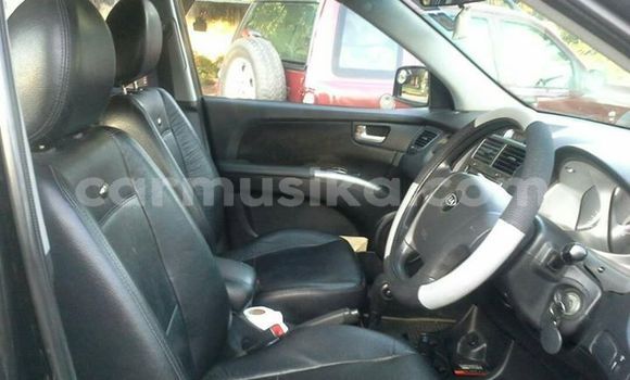 Nunua Ilio tumika Kia Sportage Nyeusi Gari ndani ya Alexandra Park nchini Harare Nunua Ilio tumika Kia Sportage Nyeusi Gari ndani ya Alexandra Park nchini Harare
