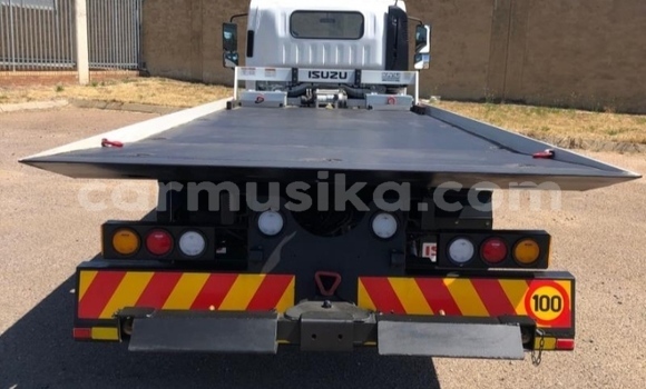 Acheter Occasion Utilitaire Isuzu FTR 850 Blanc à Beitbridge, Matabeleland South Acheter Occasion Utilitaire Isuzu FTR 850 Blanc à Beitbridge, Matabeleland South