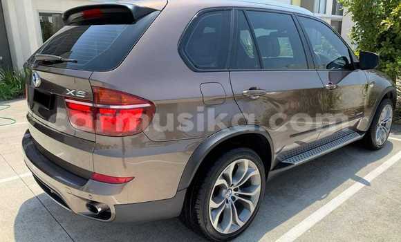 Acheter Occasion Voiture BMW X5 Marron à Beitbridge, Matabeleland South Acheter Occasion Voiture BMW X5 Marron à Beitbridge, Matabeleland South