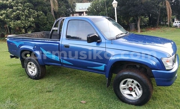 Nunua Ilio tumika Toyota Hilux Bluu Gari ndani ya Beitbridge nchini Matabeleland Kusini Nunua Ilio tumika Toyota Hilux Bluu Gari ndani ya Beitbridge nchini Matabeleland Kusini