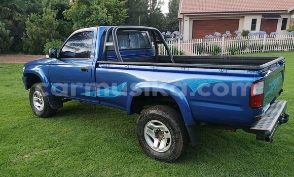 Nunua Ilio tumika Toyota Hilux Bluu Gari ndani ya Beitbridge nchini Matabeleland Kusini Nunua Ilio tumika Toyota Hilux Bluu Gari ndani ya Beitbridge nchini Matabeleland Kusini