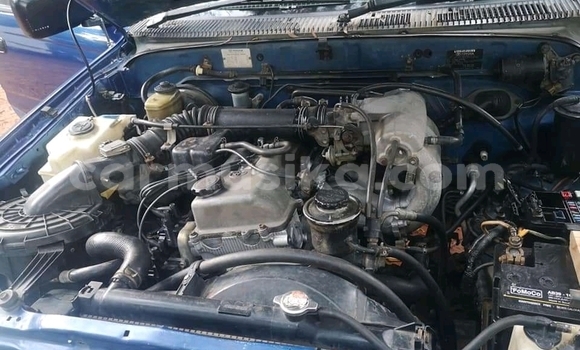 Nunua Ilio tumika Toyota Hilux Bluu Gari ndani ya Beitbridge nchini Matabeleland Kusini Nunua Ilio tumika Toyota Hilux Bluu Gari ndani ya Beitbridge nchini Matabeleland Kusini