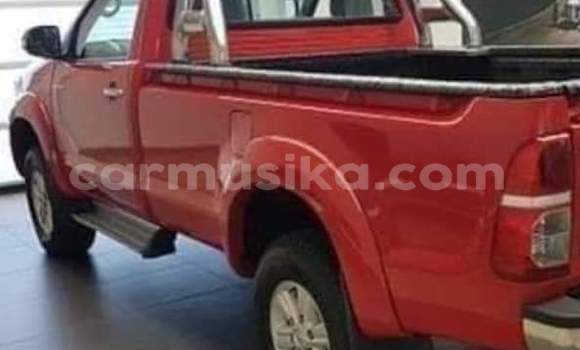 Acheter Occasion Voiture Toyota Hilux Rouge à Beitbridge, Matabeleland South Acheter Occasion Voiture Toyota Hilux Rouge à Beitbridge, Matabeleland South