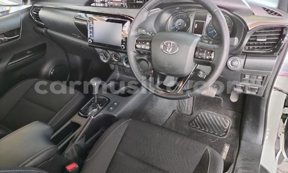 Nunua Ilio tumika Toyota Hilux Nyeupe Gari ndani ya Beitbridge nchini Matabeleland Kusini Nunua Ilio tumika Toyota Hilux Nyeupe Gari ndani ya Beitbridge nchini Matabeleland Kusini