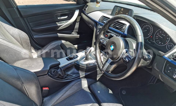 Nunua Ilio tumika BMW 3–Series Nyeupe Gari ndani ya Belvedere nchini Harare Nunua Ilio tumika BMW 3–Series Nyeupe Gari ndani ya Belvedere nchini Harare