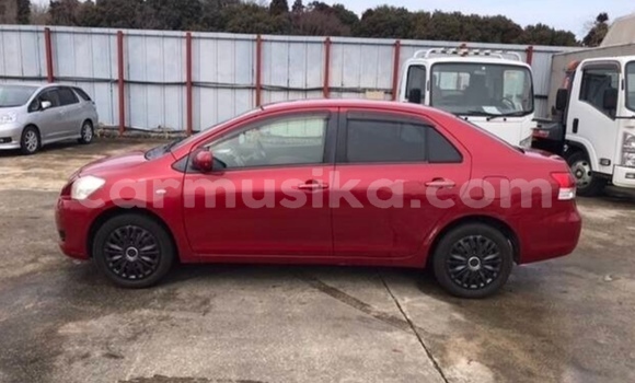 Acheter Occasion Voiture Toyota Belta Rouge à Beitbridge, Matabeleland South Acheter Occasion Voiture Toyota Belta Rouge à Beitbridge, Matabeleland South