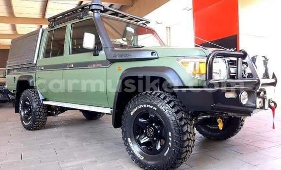 Acheter Occasion Voiture Toyota Land Cruiser Vert à Beitbridge, Matabeleland South Acheter Occasion Voiture Toyota Land Cruiser Vert à Beitbridge, Matabeleland South