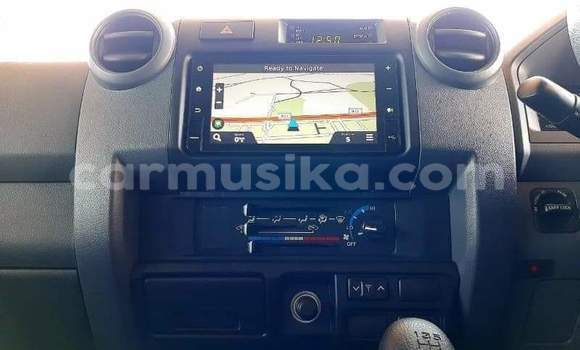 Acheter Occasion Voiture Toyota Land Cruiser Vert à Beitbridge, Matabeleland South Acheter Occasion Voiture Toyota Land Cruiser Vert à Beitbridge, Matabeleland South