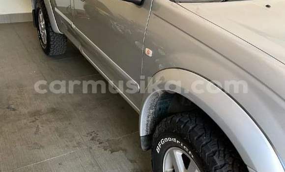 Acheter Occasion Voiture Isuzu KB Gris à Beitbridge, Matabeleland South Acheter Occasion Voiture Isuzu KB Gris à Beitbridge, Matabeleland South