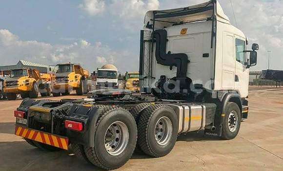 Acheter Occasion Utilitaire Scania Irizar Blanc à Beitbridge, Matabeleland South Acheter Occasion Utilitaire Scania Irizar Blanc à Beitbridge, Matabeleland South