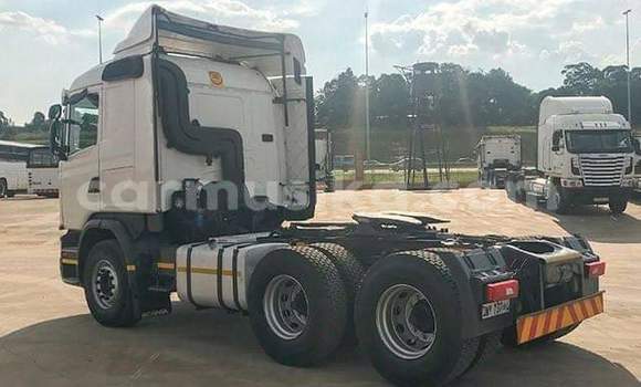 Acheter Occasion Utilitaire Scania Irizar Blanc à Beitbridge, Matabeleland South Acheter Occasion Utilitaire Scania Irizar Blanc à Beitbridge, Matabeleland South