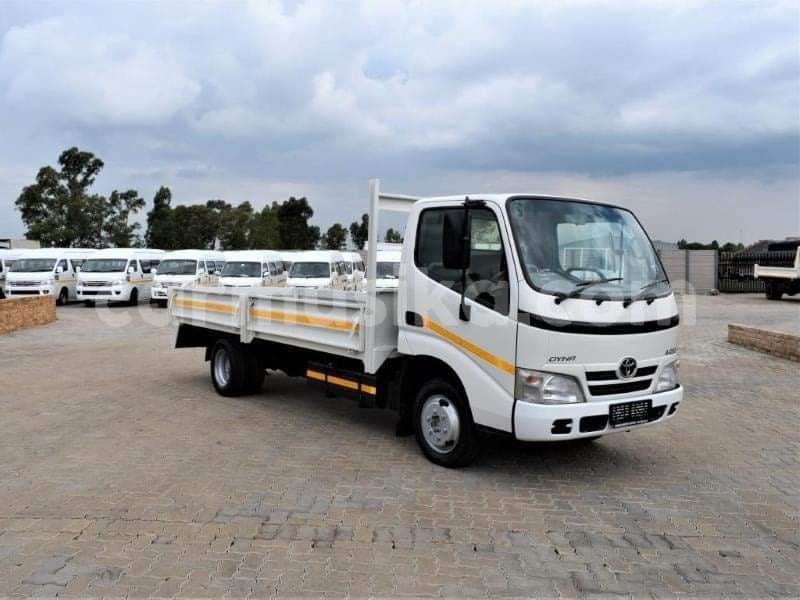 Big with watermark toyota dyna matabeleland south beitbridge 27770