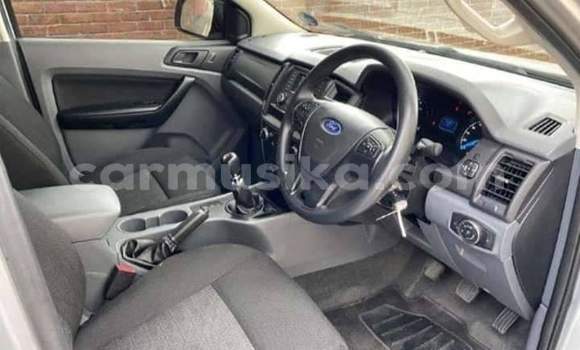 Acheter Occasion Voiture Ford Ranger Gris à Beitbridge, Matabeleland South Acheter Occasion Voiture Ford Ranger Gris à Beitbridge, Matabeleland South