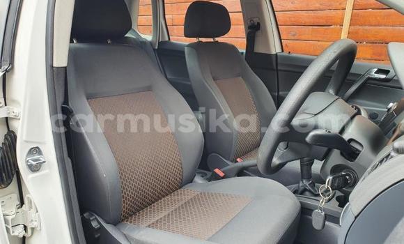 Acheter Occasion Voiture Volkswagen Polo Blanc à Beitbridge, Matabeleland South Acheter Occasion Voiture Volkswagen Polo Blanc à Beitbridge, Matabeleland South