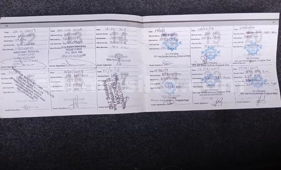 Acheter Occasion Voiture Toyota Hilux Blanc à Beitbridge, Matabeleland South Acheter Occasion Voiture Toyota Hilux Blanc à Beitbridge, Matabeleland South