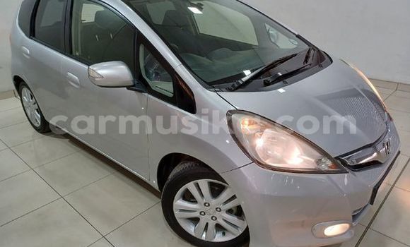 Buy Used Honda Jazz Silver Car in Beitbridge in Matabeleland South