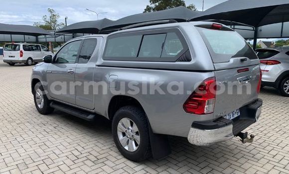 Nunua Ilio tumika Toyota Hilux Fedha Gari ndani ya Bulawayo nchini Bulawayo Nunua Ilio tumika Toyota Hilux Fedha Gari ndani ya Bulawayo nchini Bulawayo