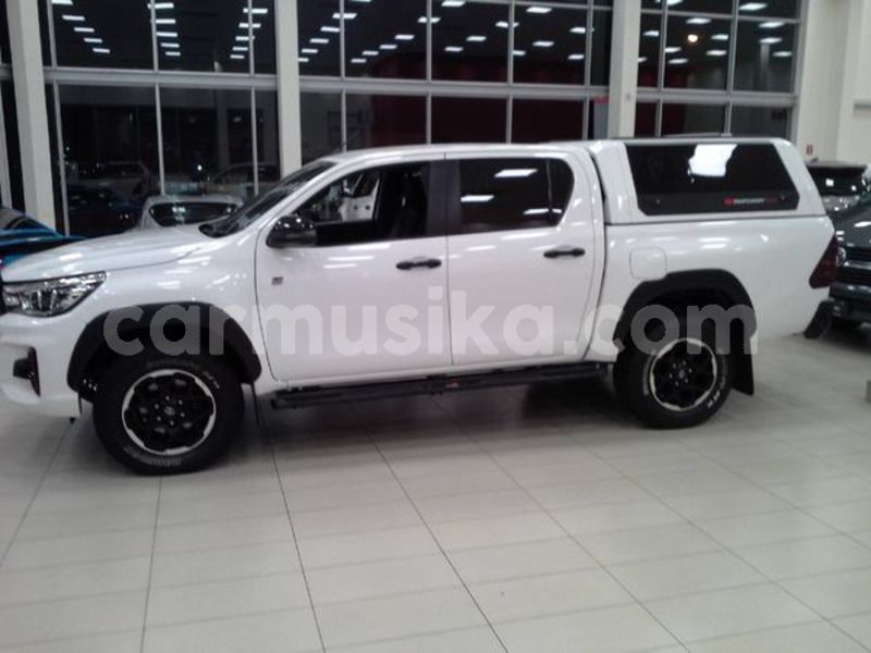 Big with watermark toyota hilux matabeleland south beitbridge 27807