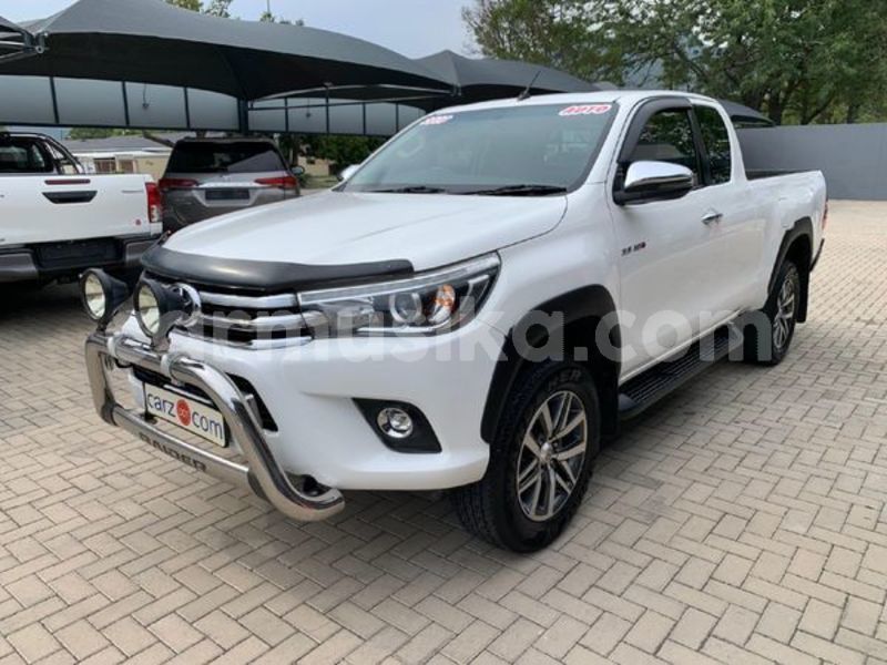 Big with watermark toyota hilux matabeleland south beitbridge 27808